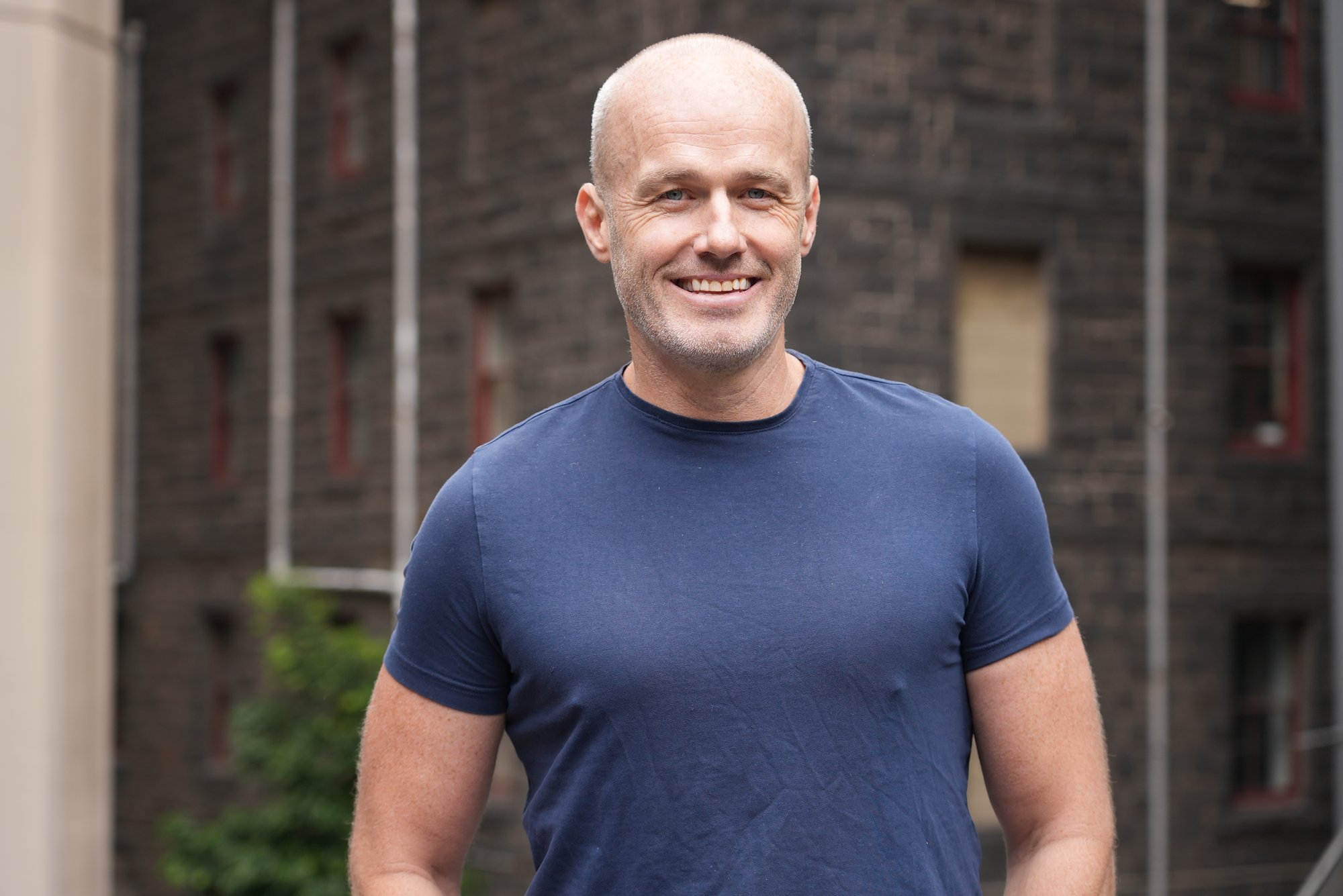 Simon Lee, Co-Founder of Teamified, helping businesses scale with high-performing global teams and over two decades of experience in FinTech, SaaS, and outsourcing.